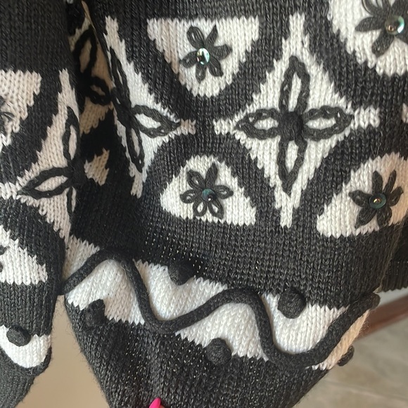 VINTAGE Jantzen woman’s embroidered knit sweater cardigan popcorn accent XL - Picture 7 of 12